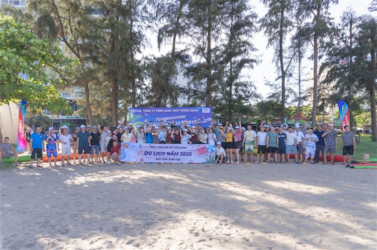 Team Building <br> Chung một mái nhà 3<br> Số lượng: 200 người copy 017161