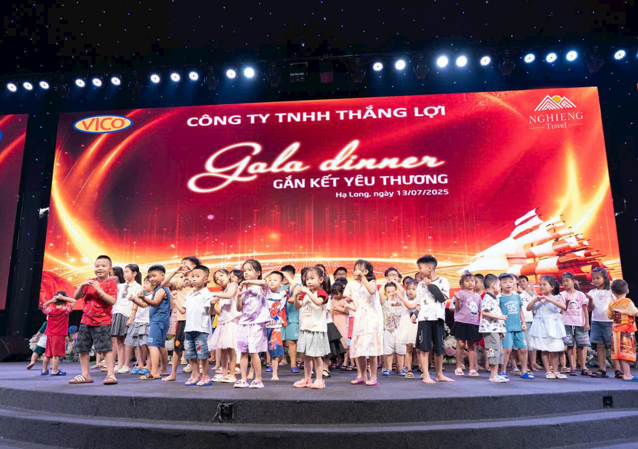 Gala dinner <br> Công ty TNHH Thắng Lợi <br>Số lượng: 1000 người